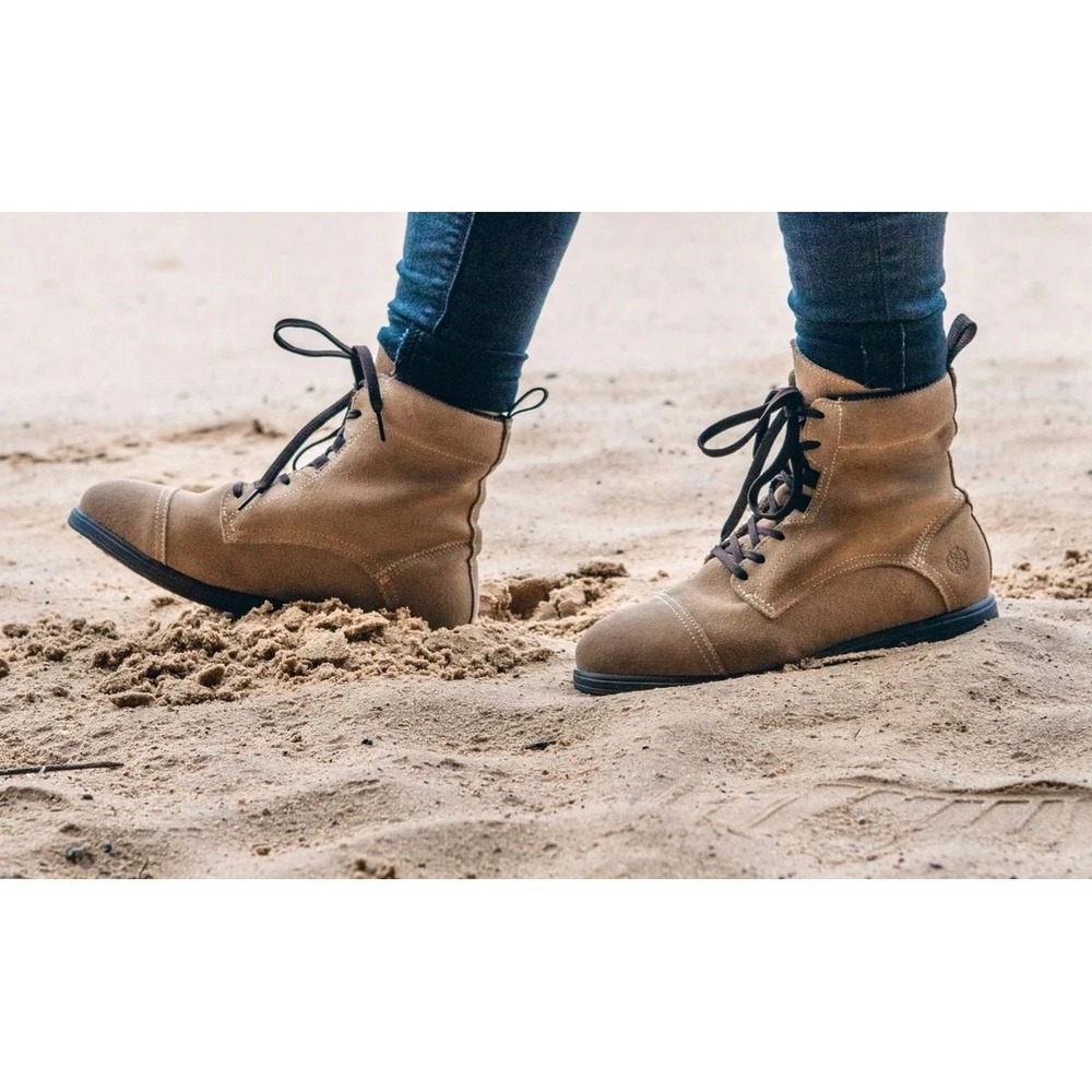 Xena‎ Inertia Womens 10.5 Tan Suede Safety Toe Work Boots Lace Up Industrial